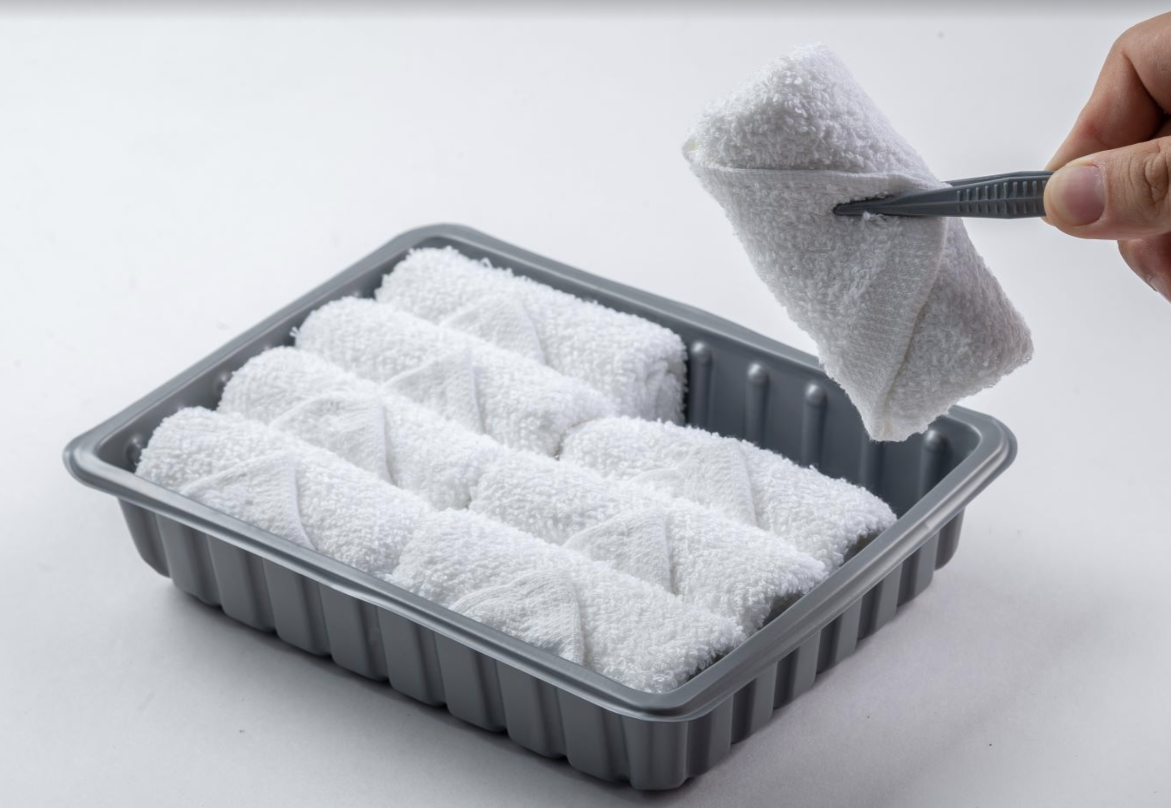 Do Airlines Really Provide First Class Hot Towels?